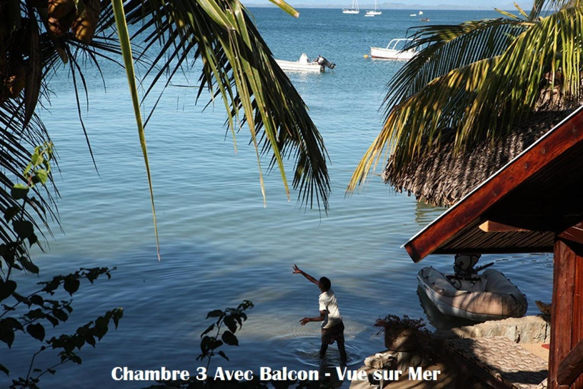 Hotel Chez Yolande Ampangorinana Esterno foto