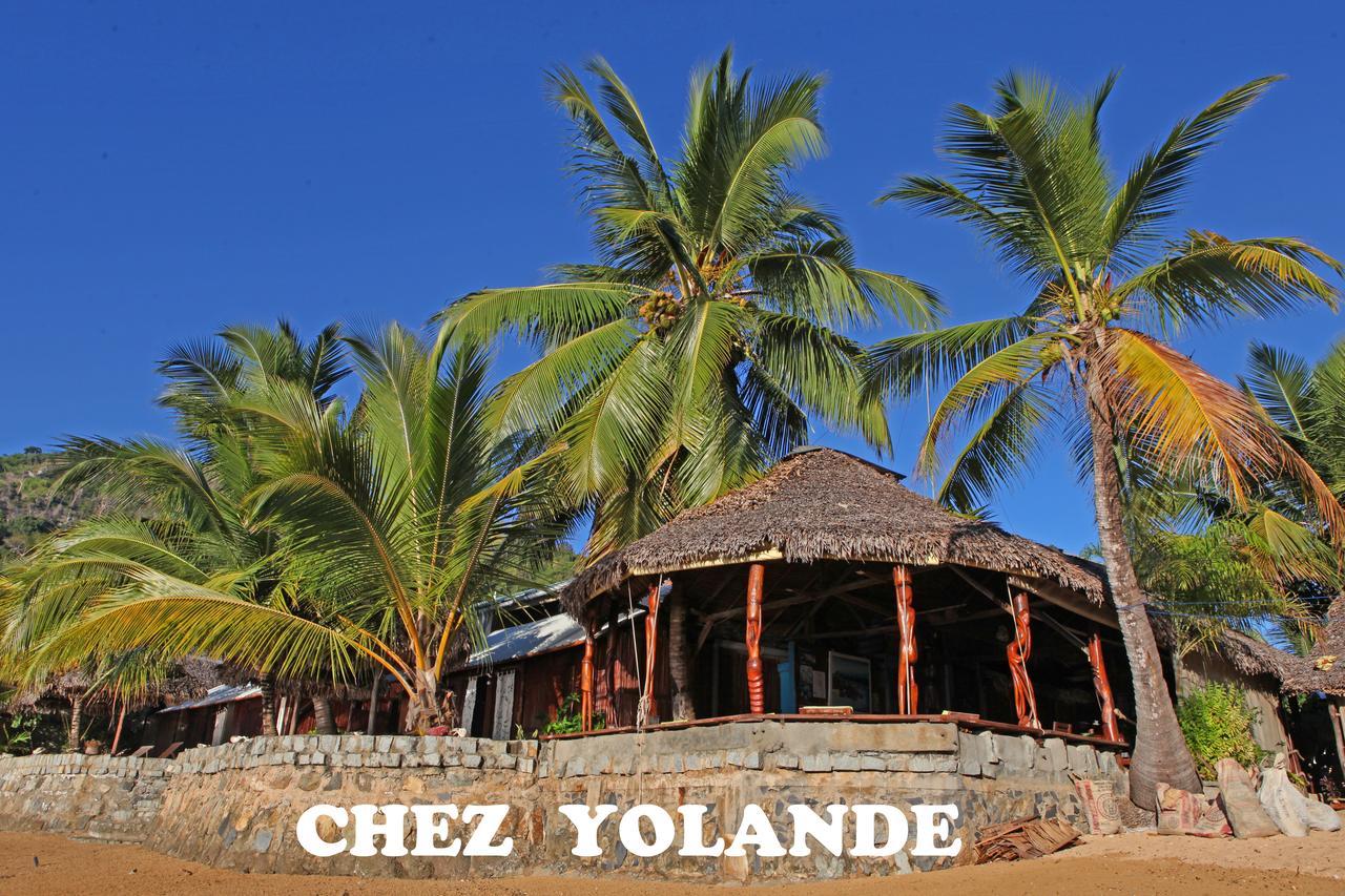 Hotel Chez Yolande Ampangorinana Esterno foto